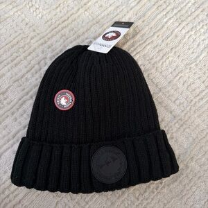 Canada Weather Gear Thermal Plushed Lined Black Beanie - NWT